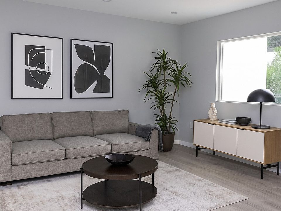 1st image of 22735 Del Valle St #7