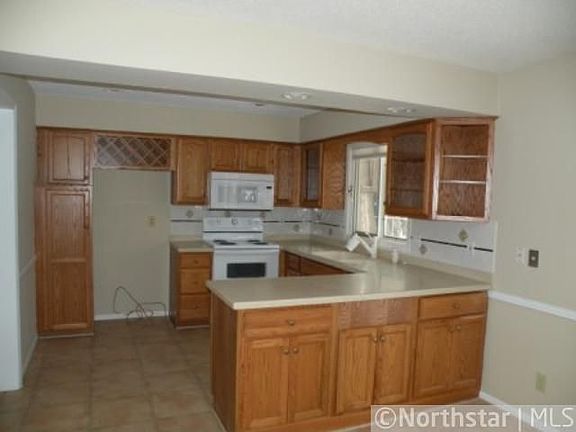 4th image of 6007 Hillsboro Ave N