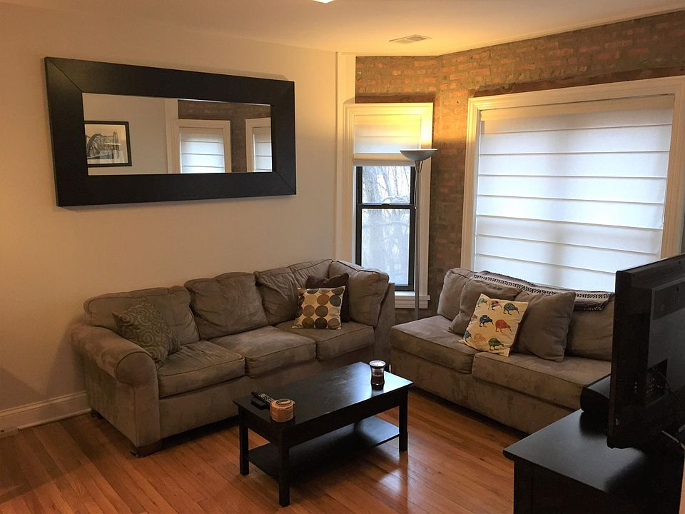 1st image of 909 W Cornelia Ave APT 2N