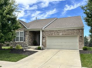 1664 N Wood Creek Dr, Centerville, OH 45458