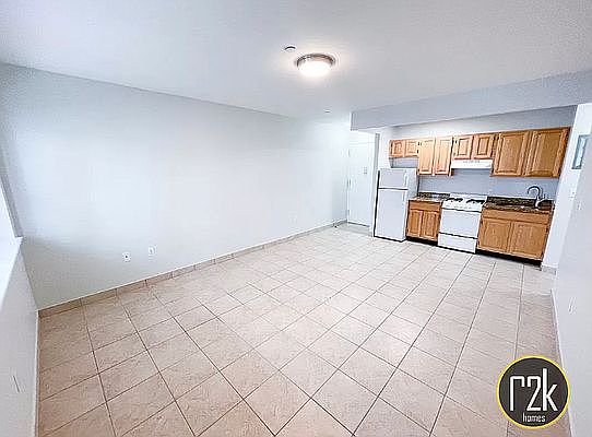 1st image of 3037 31st St APT 2F