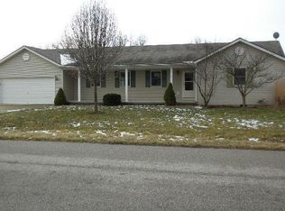 117 Maple Ridge Ave, Mount Orab, OH 45154