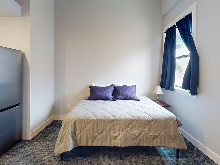 2845 Marine Dr #3 — Photo 2