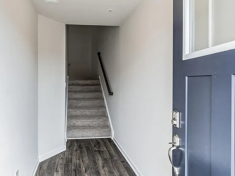 1129 Turnstone Dr #1129 — Photo 2