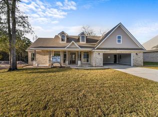 240 Rustic Pines Dr, Lufkin, TX 75904