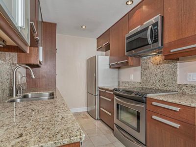 8528 Via Mallorca UNIT C, La Jolla, CA, 92037