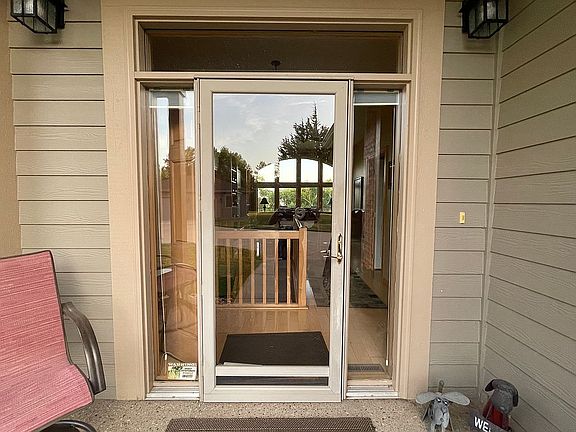 5th image of 108 Calumet Dr