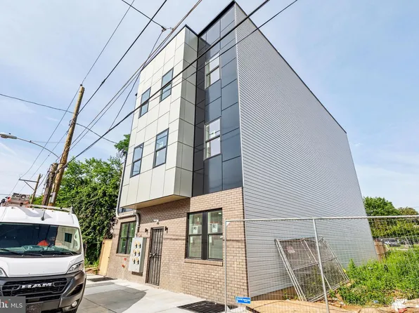 2306 N Fairhill St, Philadelphia, PA 19133