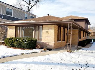 923 Linden Ave, Oak Park, IL 60302
