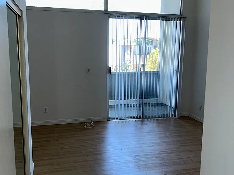 13240 Fiji Way #D — Photo 24