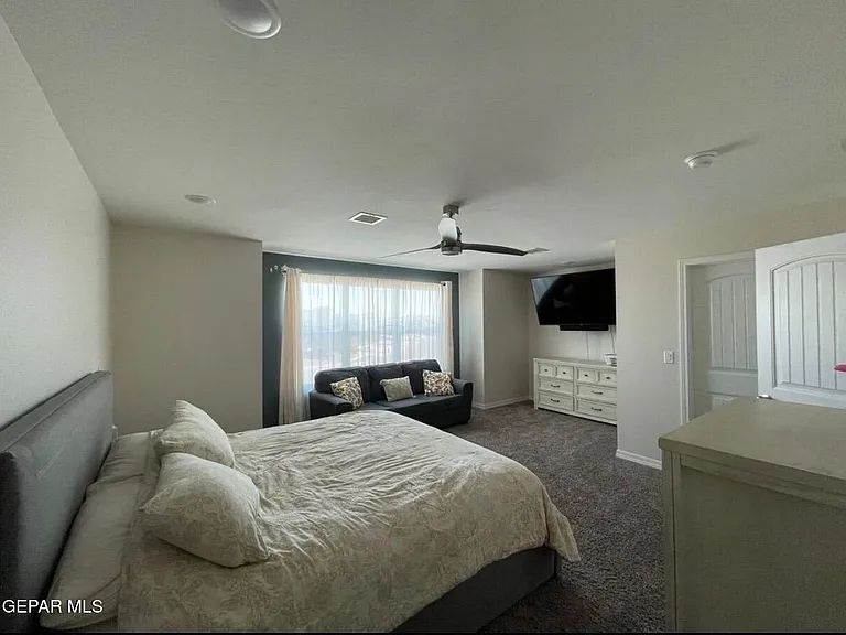 420 Villa Socorro Pl — Photo 9