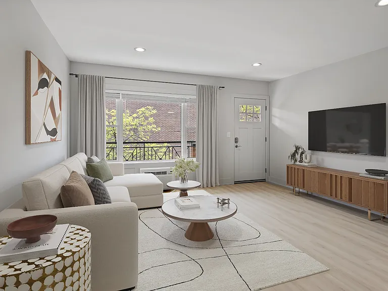 5616 N Washtenaw Ave #202 — Photo 2