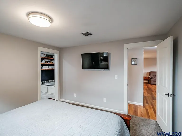2530 Lyon St SE #1 — Photo 9