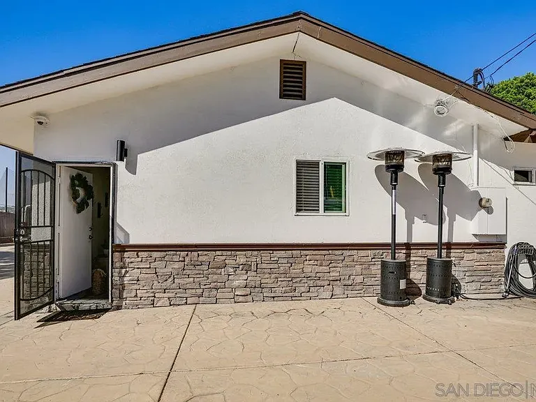 5595 Sweetwater Rd — Photo 14
