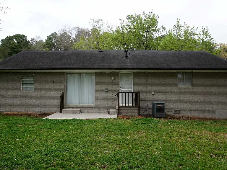 504 Pinecrest Dr — Photo 19