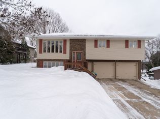 4054 Hilltop Rd, Wausau, WI 54403