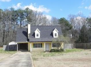 314 Meadow Ln, Auburn, GA 30011
