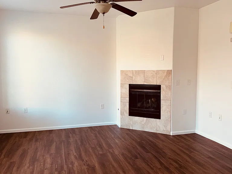 16262 E Geddes Ln #6 — Photo 5