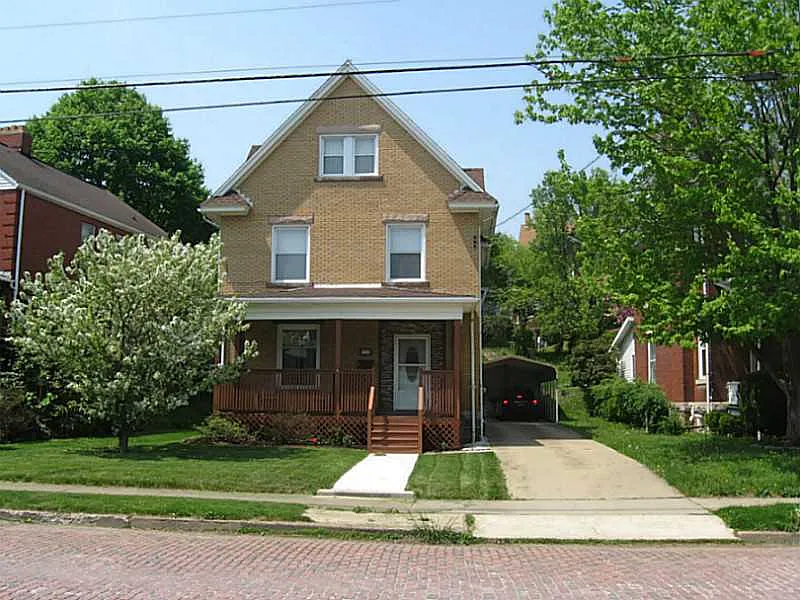 708 E Pearl St photo 1