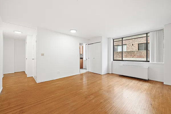 Rented by J PRESTON AND ASSOCIATES INC | media 10