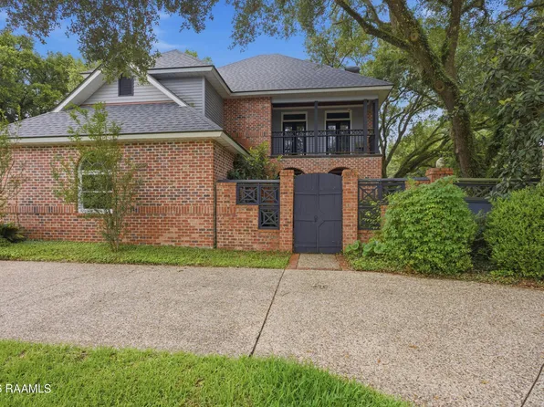308 Trailwood Ln, Lafayette, LA 70508
