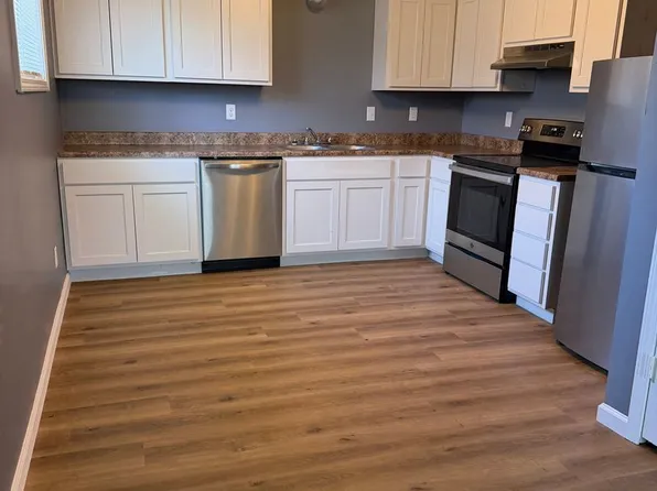 900 S 2nd St, 900 S 2nd St #D5b05a59c, Versailles, MO 65084