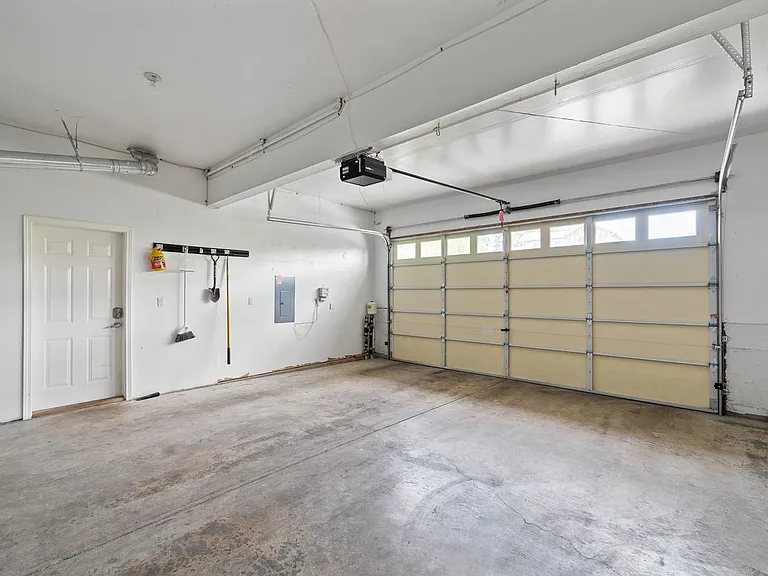 3-car garage
