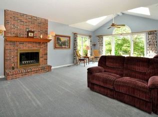3720 Lancaster Dr, Doylestown, PA 18902