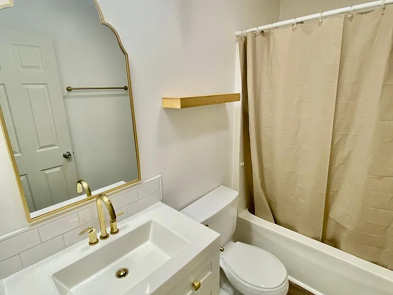 7036 Stoneybrook Dr — Photo 13