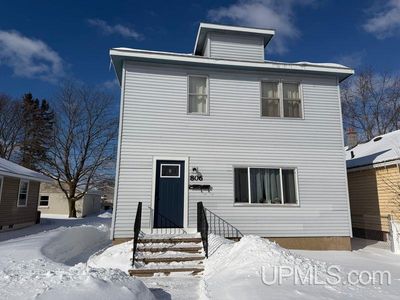 806 S 16th St, Escanaba, MI, 49829