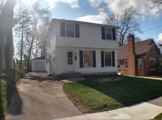 1411 Sylvan Ave SE, Grand Rapids, MI
