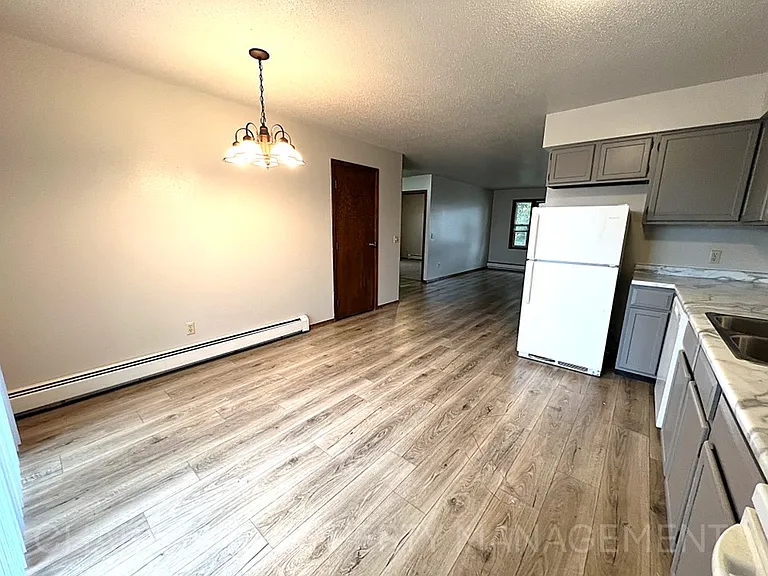 3604 S Cathy Ave — Photo 12