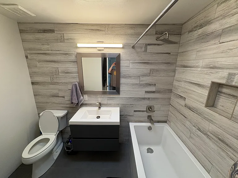 8518 E Hawthorne St — Photo 5