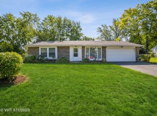 1175 Pegwood Dr, Elgin, IL 60120