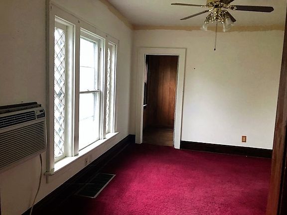 5th image of 339 N Cherry St