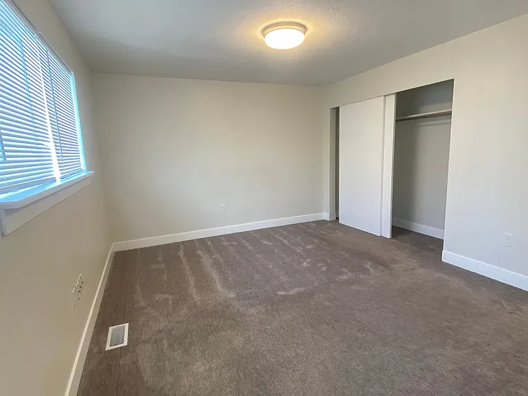 792 Shepard Ln #1 — Photo 5