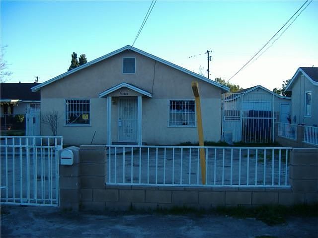 1st image of 1349 W 15th St
