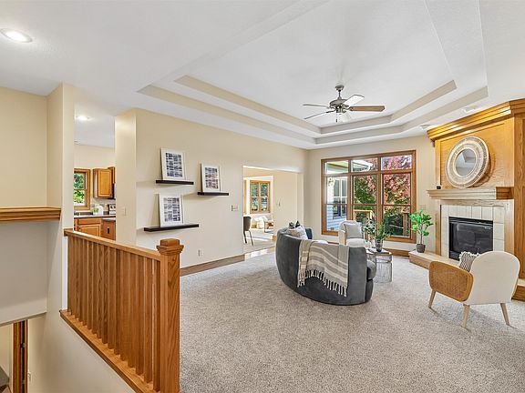 2nd image of 6801 Jules Verne Ct