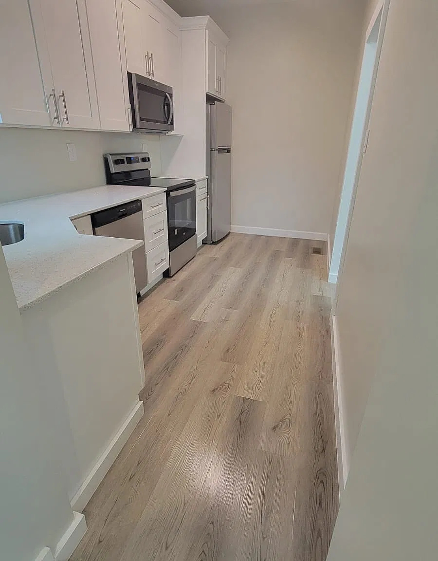 3 bed, 1428 sqft, $2,865 — Photo 3