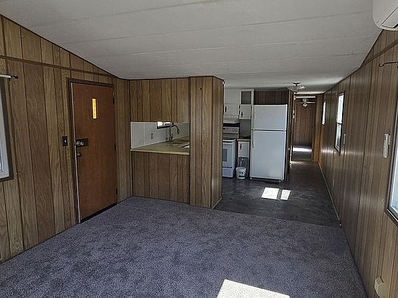 4th image of 3950 Coburg Rd Space 12