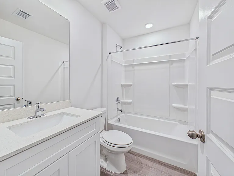 13 Vineyard Dr-27_05262026