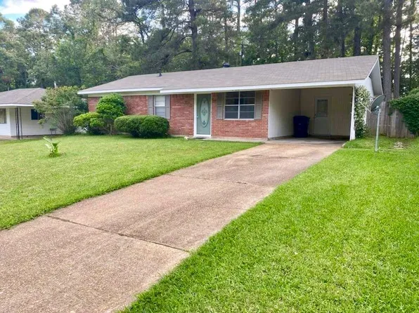 407 Juniper St, New Llano, LA 71461