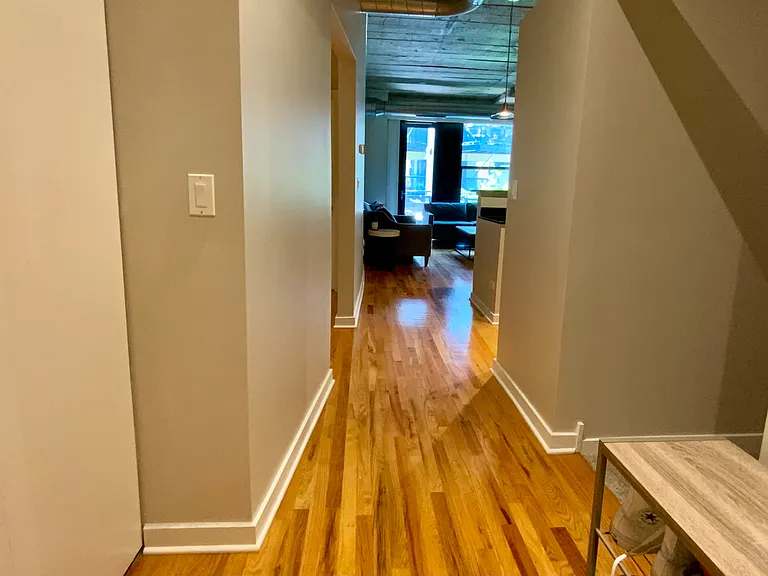 1033 W 14th Pl #212 — Photo 11
