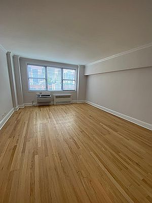 4th image of 442 W 57th St APT 9K