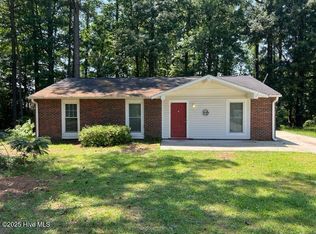 710 Terrace Ct, Jacksonville, NC 28546