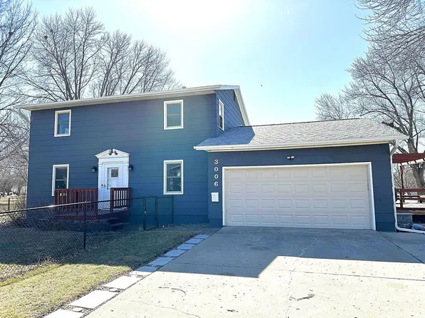 3006 6th St, Emmetsburg, IA 50536