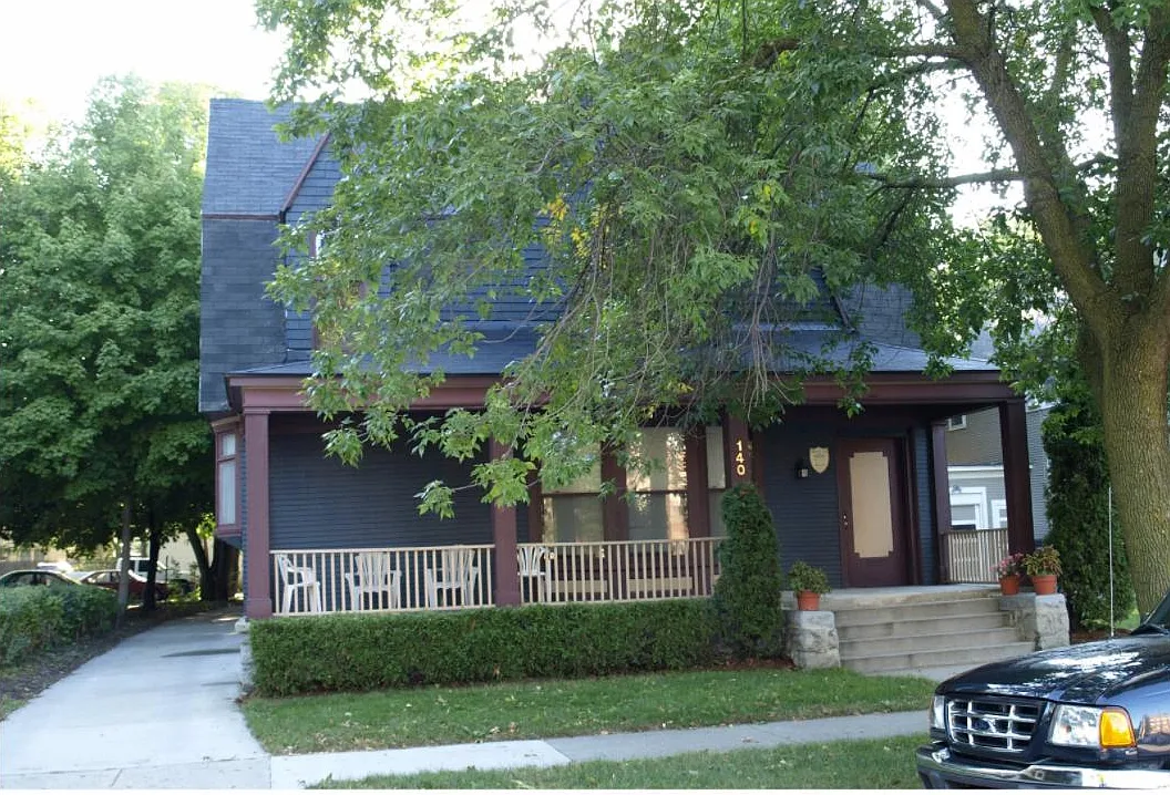 1 bed, 737 sqft, $1,195 — Photo 4