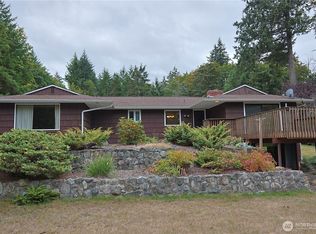 1498 SW Cook Rd, Pt Orchard, WA 98367