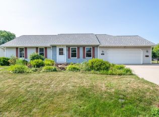 3015 W Capitol Dr, Appleton, WI 54914