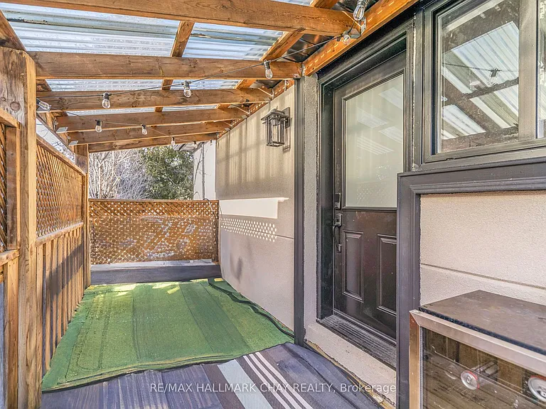 69 Richardson Dr #LOWER — Photo 12